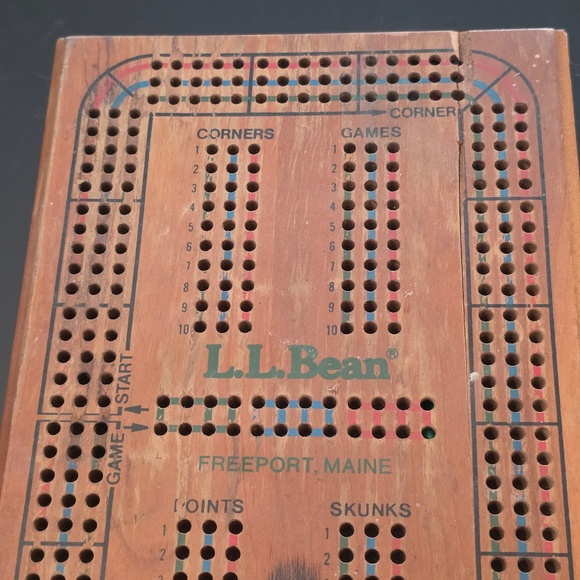 LL Bean Wood Cribbage Board with Pegs - Picture 2 of 9